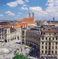 Karlsplatz imenujejo domačini Stachus