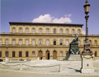 Königsbau, ena od stavb kompleksa Residenz