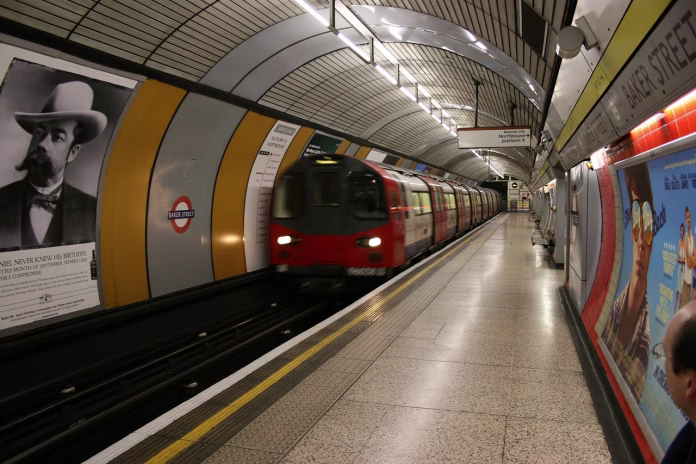 subway-train-metro-station-underground-london-stockpack-pixabay subway, train, metro station, underground, london, subway, subway, metro station, metro station, metro station, london, london, london, london, london