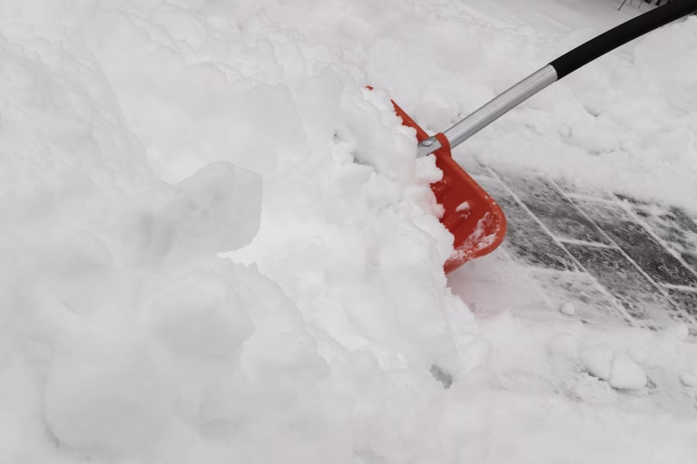 snow, winter, hauling, nature, snow and chipping, rooms, clean, side walk, path, shovel, snow shovel