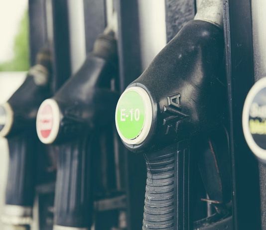 Od danes znova višje cene goriv refuel, gas pump, gas station, diesel, fuel, petrol, fuel pump, tank, automobile, gas, energy, oil price, urban, gas pump, gas station, gas station, gas station, gas station, gas station, fuel, fuel, fuel, fuel, petrol, petrol, petrol, fuel pump, gas, oil price