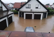 Poplave avgusta 2023: fizičnim osebam odločbe do konca leta 2026? poplavljene hiše v Ljubljani