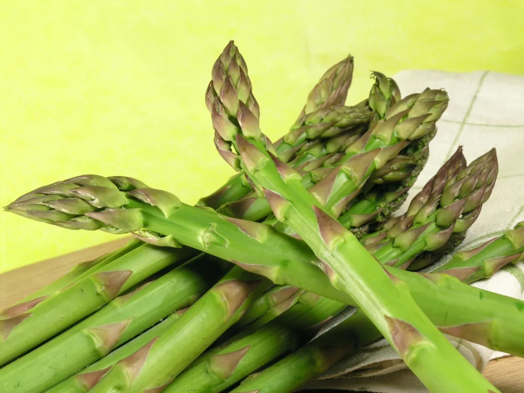 green asparagus